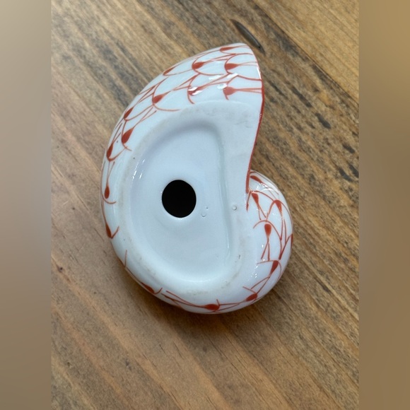 Andrea By Sadek Ceramic Orange and White Fishnet Figurine Seashell - Picture 4 of 7